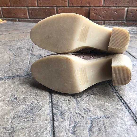 Gap, women’s leather boots size 8 - Picture 8 of 12